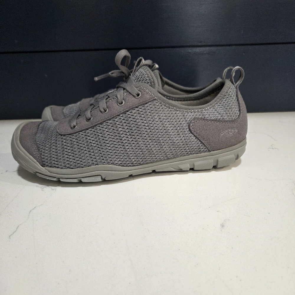 Keen Hush Knit CNX Gray Footwear - Picture 3 of 10
